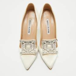 Pre Owned Manolo Blahnik Cream Satin Crystal Embellished Borlak Pumps Size 34
