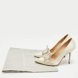 Pre Owned Manolo Blahnik Cream Satin Crystal Embellished Borlak Pumps Size 34
