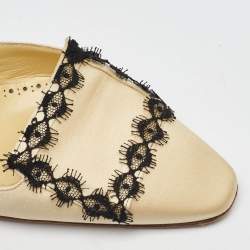 Pre Owned Manolo Blahnik Light Yellow Satin Lace Detail Mules Size 38.5
