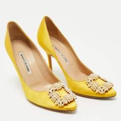 Pre Owned Manolo Blahnik Yellow Satin Hangisi Pumps Size 38
