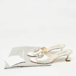 Pre Owned Manolo Blahnik Off White Satin Laalita Mules Size 40