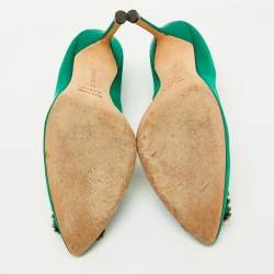 Pre Owned Manolo Blahnik Green Satin Hangisi Crystal Embellished Pumps Size 37.5