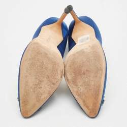 Pre Owned Manolo Blahnik Blue Satin Hangisi Crystal Embellished Pumps Size 38.5