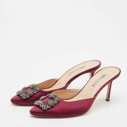 Pre Owned Manolo Blahnik Burgundy Satin Hangisi Mules Size 41