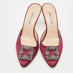Pre Owned Manolo Blahnik Burgundy Satin Hangisi Mules Size 41