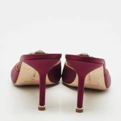Pre Owned Manolo Blahnik Burgundy Satin Hangisi Mules Size 41