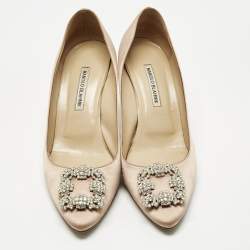 Pre Owned Manolo Blahnik Beige Satin Hangisi Pumps Size 42