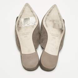 Pre Owned Manolo Blahnik Grey Suede Maysale Flat Mules Size 38.5