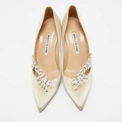 Pre Owned Manolo Blahnik Grey Satin Jewel Nadira Pointed Toe Pumps Size 38.5