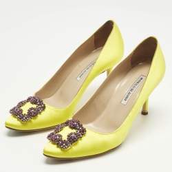 Pre Owned Manolo Blahnik Yellow Satin Hangisi Pumps Size 38.5