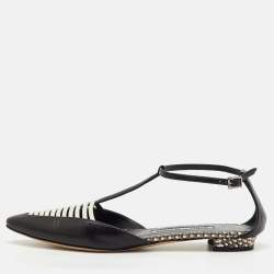 Pre Owned Manolo Blahnik Black/White Leather Carolyne Flat Strappy Sandals Size 36