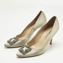 Pre Owned Manolo Blahnik Grey Satin Hangisi Pumps Size 41