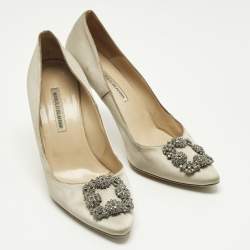 Pre Owned Manolo Blahnik Grey Satin Hangisi Pumps Size 41