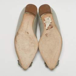 مملوكة مسبقًا حذاء باليرينا فلات مانولوبلانيك هانغيسى ساتان أخضر مقاس 37.5