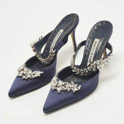 مملوكة مسبقًا Manolo Blahnik Lurum Size 37.5 Navy Blue Satin Heel Mules