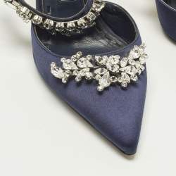 مملوكة مسبقًا Manolo Blahnik Lurum Size 37.5 Navy Blue Satin Heel Mules