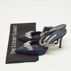 مملوكة مسبقًا Manolo Blahnik Lurum Size 37.5 Navy Blue Satin Heel Mules