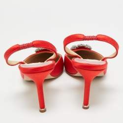 Pre Owned حذاء كعب عالي مانولو بلانيك هانغيسي ساتان أحمر بحزام خلفي مقاس 42