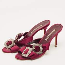 مملوكة مسبقًا Manolo Blahnik Gable Size 39 Burgundy Satin Slide Sandals
