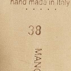 مملوكة مسبقًا حذاء كعب عالي مانولو بلانيك ماي سلي جلدي بيج مع شريط خلفي مقاس 38