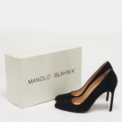 مملوكة مسبقًا Manolo Blahnik Putre Size 36.5 Black Suede Pumps