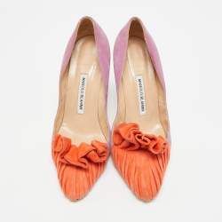 مملوكة مسبقًا Manolo Blahnik Size 39 Purple/Orange Suede Ruffle Pumps