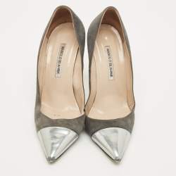 مملوكة مسبقًا Manolo Blahnik Bipunta Size 39 Grey Patent Leather and Suede Pumps