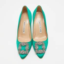مملوكة مسبقًا Manolo Blahnik Hangisi Size 35.5 Green Satin Pumps