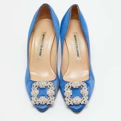 Pre Owned Manolo Blahnik Hangisi Size 35 Blue Satin Crystal Embellished Pumps