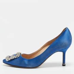 Pre Owned Manolo Blahnik Hangisi Size 35 Blue Satin Crystal Embellished Pumps