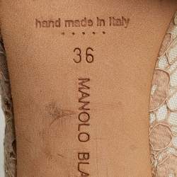 Pre Owned حذاء كعب عالي مانولو بلانيك هانغيسي قماش ودانتيل بيج/زهري مرصع بالكريستال مقاس 36