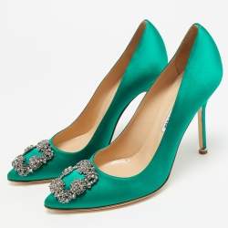 Pre Owned Manolo Blahnik Hangisi Size 39 Green Satin Pumps