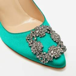 Pre Owned Manolo Blahnik Hangisi Size 39 Green Satin Pumps