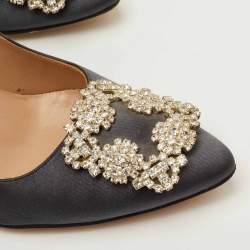 مملوكة مسبقًا Manolo Blahnik Hangisi Size 36.5 Dark Grey Satin Crystal Embellished Pumps