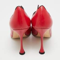 Pre Owned Manolo Blahnik Scalloped Size 40.5 Red/Black Leather Pumps