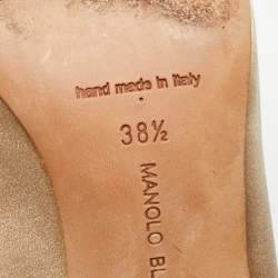 مملوكة مسبقًا Manolo Blahnik Hangisi Size 38.5 Beige Satin Pumps