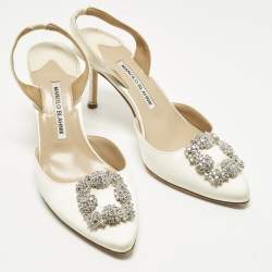 Pre Owned حذاء كعب عالي مانولو بلانيك هانغيسلي ساتان كريمي مقاس 39.5