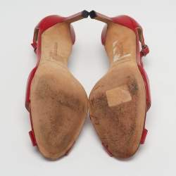 مملوكة مسبقًا صندل مانولو بلانيك فتحة كعب و مقدمة مفتوحة جلد أخضر مقاس 40