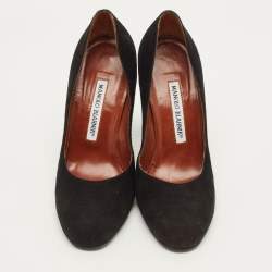 Pre Owned حذاء كعب عالي مانولو بلانيك مقدمة دائرية شامواه أسود مقاس 36.5