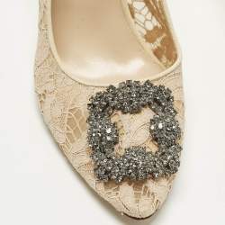 مملوكة مسبقًا حذاء كعب عالي مانولو بلانيك هانغيسي دانتيل بيج وساتان مقاس 39.5