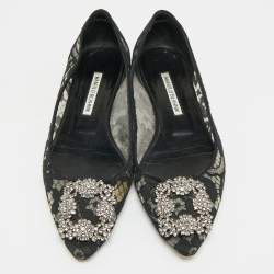 Pre Owned حذاء باليرينا فلات مانويلو بلانيك هانجيسي دانتيل أسود وحرير مقاس 38.5