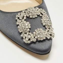 Pre Owned Manolo Blahnik Hangisi Size 39 Grey Satin Crystal Embellished Pumps