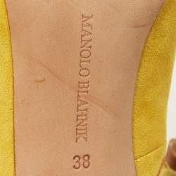 Pre Owned حذاء كعب عالي مانولو بلانيك مقدمة مدببة شامواه بيج مقاس 40