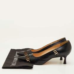 مملوكة مسبقًا Manolo Blahnik Size 38.5 Black Lizard Embossed Leather Pointed Toe Pumps