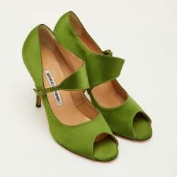 مملوكة مسبقًا Manolo Blahnik Size 39 Green Satin Mary Jane Peep Toe Pumps