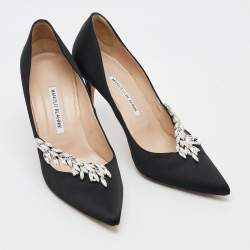 Pre Owned Manolo Blahnik Nadira Size 39.5 Black Satin Crystal Embellished Pumps