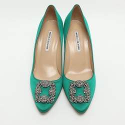 Pre Owned Manolo Blahnik Hangisi Size 41 Green Satin Pumps