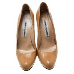 Manolo Blahnik Beige Leather BB Pumps Size 38.5