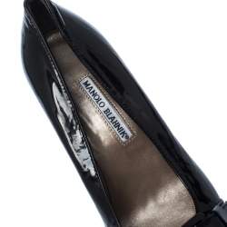 Pre Owned حذاء كعب عالي مانولو بلانيك مقدمة مدببة بإبزيم جلد لامع اسود مقاس 38