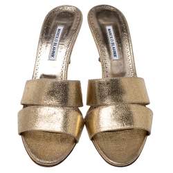 Pre Owned صندل مانولو بلانيك مفتوح جلد ذهبي ميتالك مقاس 42